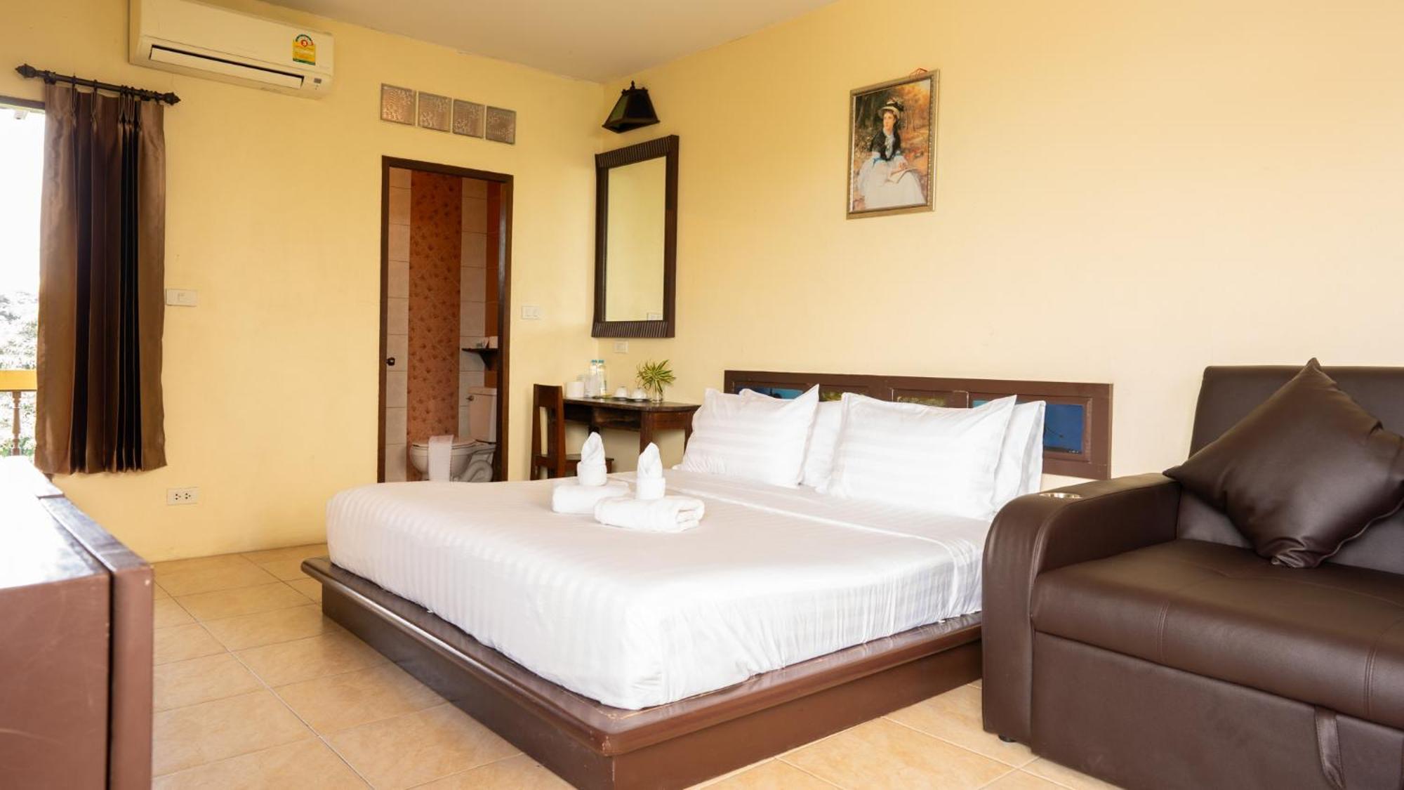 Trithana Boutique House Khách sạn